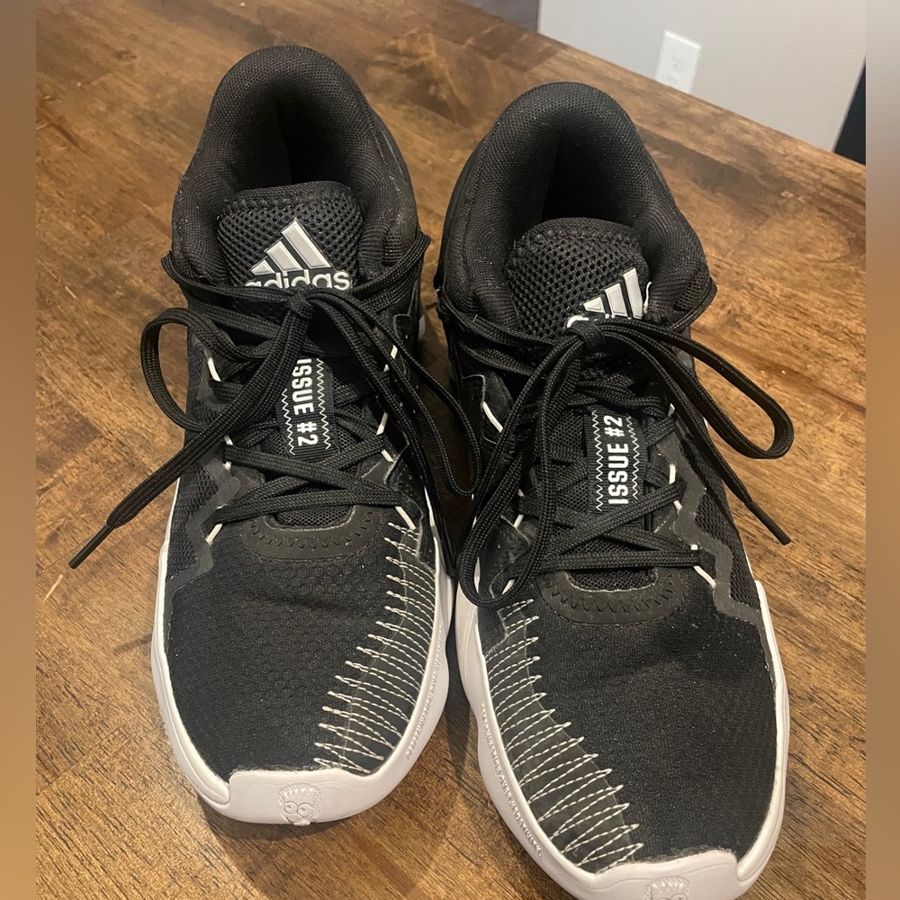 Adidas D.O.N Issue 2   White Boy's  Size 7.5